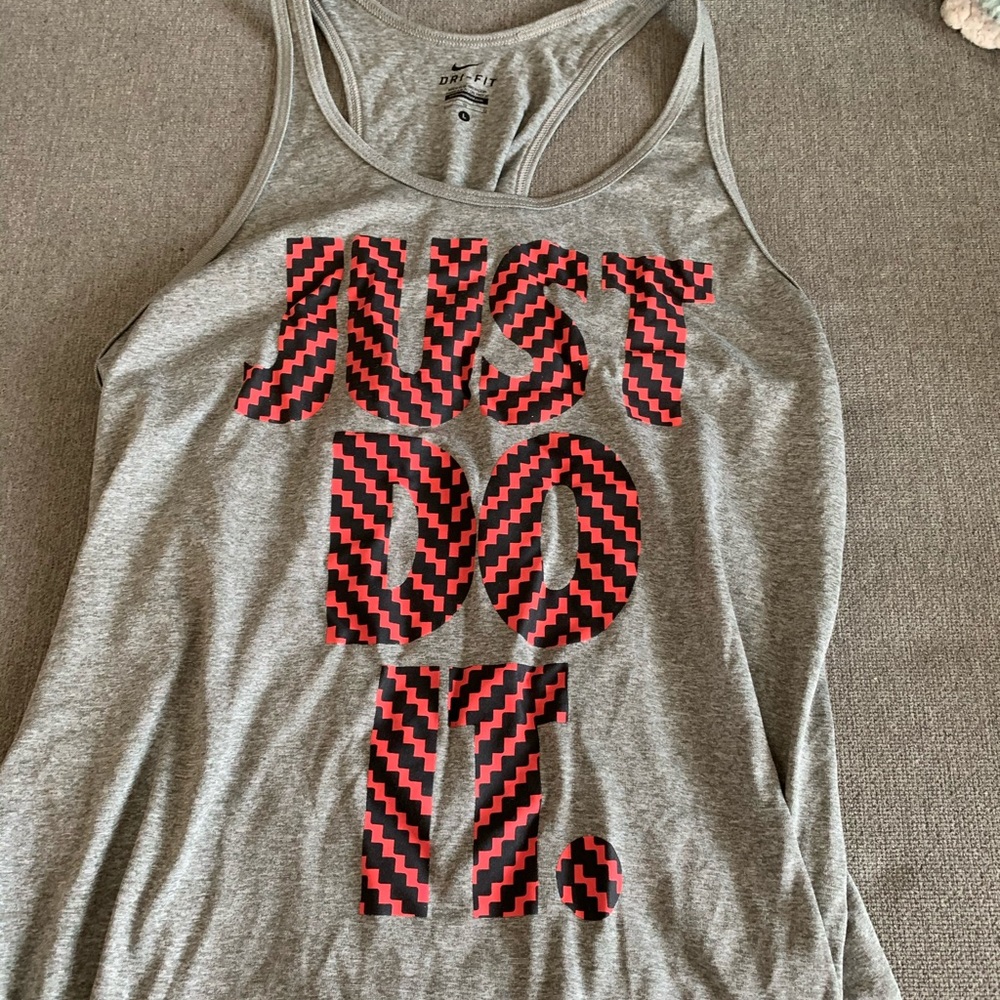 Nike workout tank